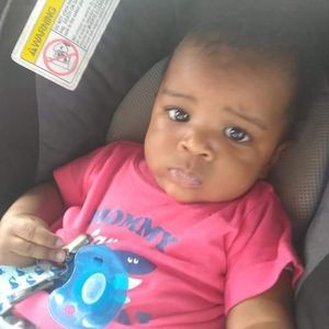 Meet your Posher, Cassandra